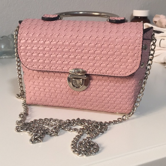 no brand Handbags - ⭕️3for$15⭕️ Mini pink purse👛